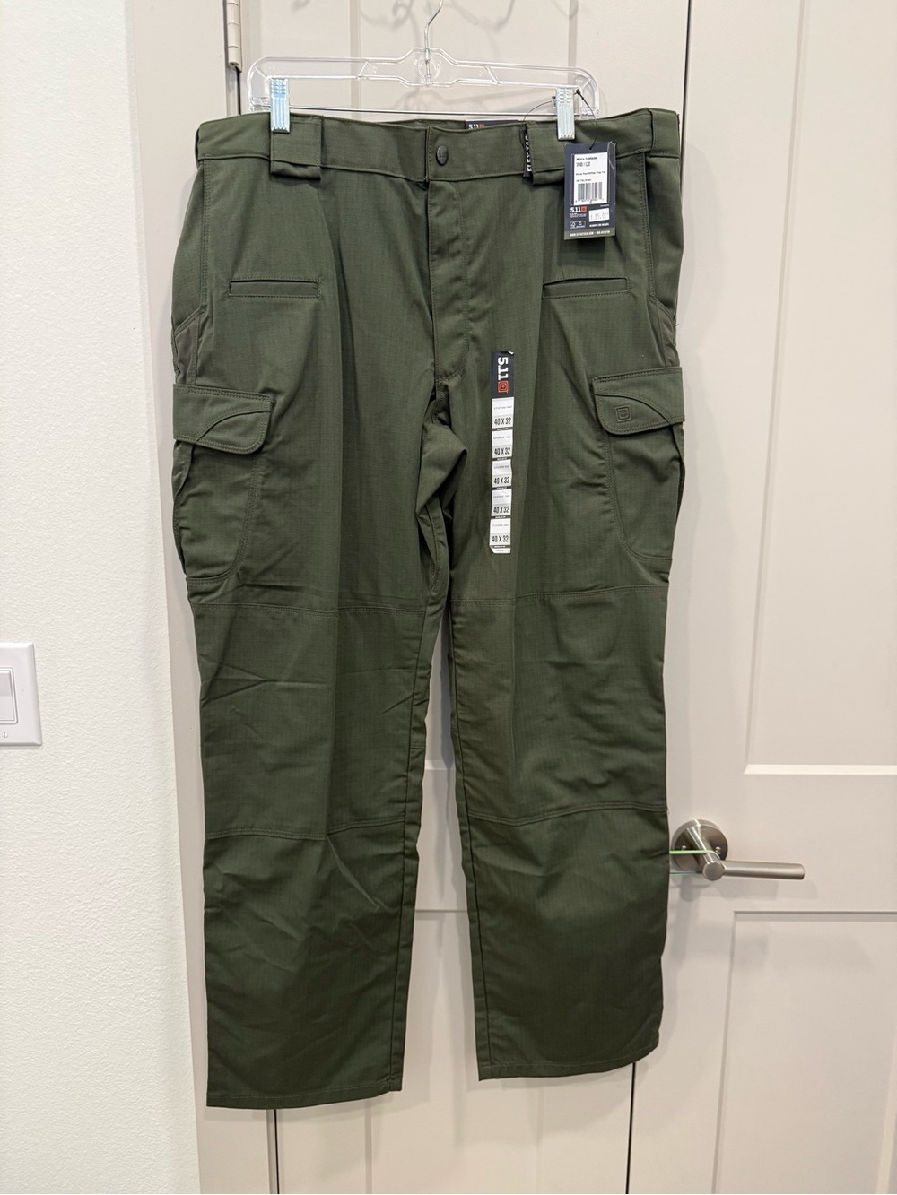 Men's 5.11 Olive Green Tactical Cargo Pants with Multiple Pockets 40x32